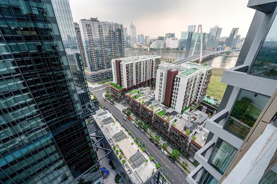 The Crest Residence - The Metropole Thu Thiem