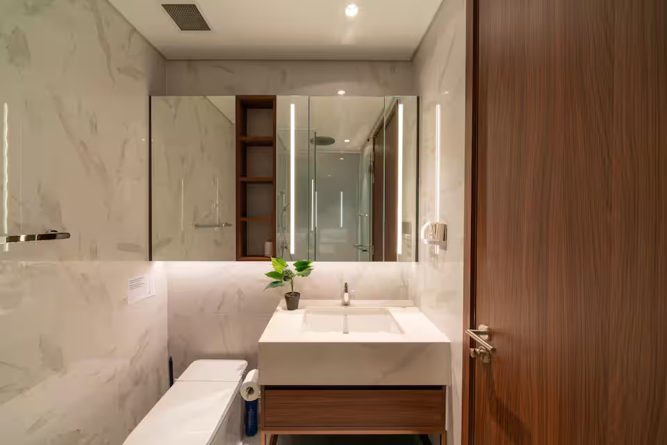 The Crest Residence - The Metropole Thu Thiem