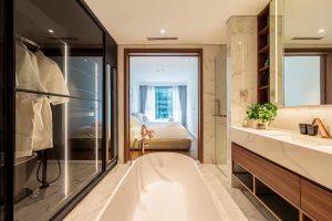 The Crest Residence - The Metropole Thu Thiem