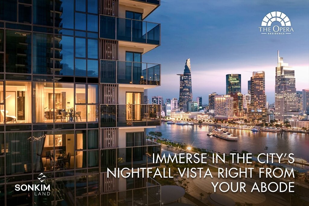 A MILLION-DOLLAR PANORAMA FACING THE OPERA HOUSE AND SAIGON RIVER