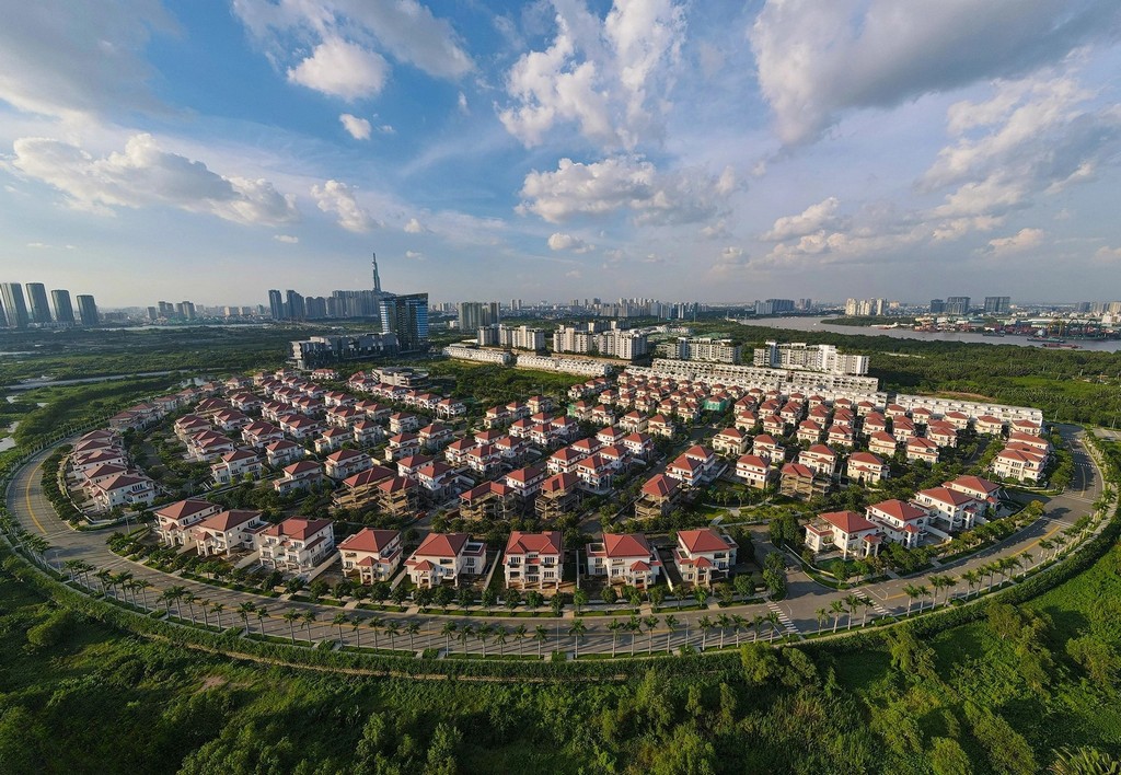 Located approximately 1 km from the Saigon River Tunnel and adjacent to Mai Chi Tho Boulevard, Sala Urban Area spans more than 106 hectares.