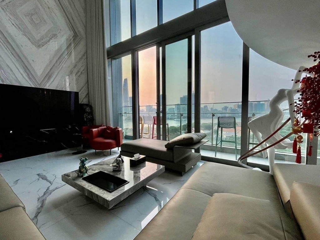 Empire City
