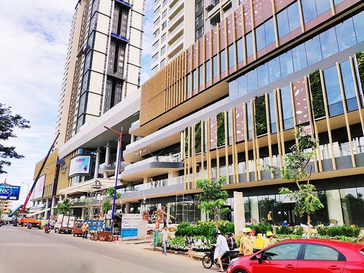 Estella Place